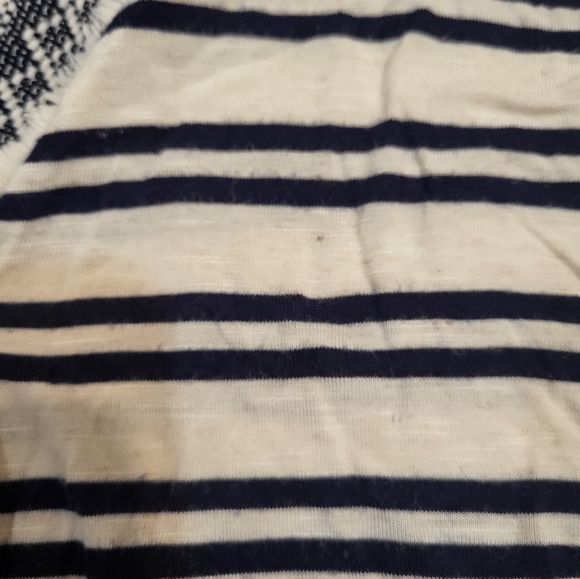 Size Medium Clothing Lot - Picture 12 of 16